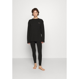 CALVIN KLEIN  SET PIJAMA MUJER  M/L  QS 7046 E  C.NEGRO  T.XS