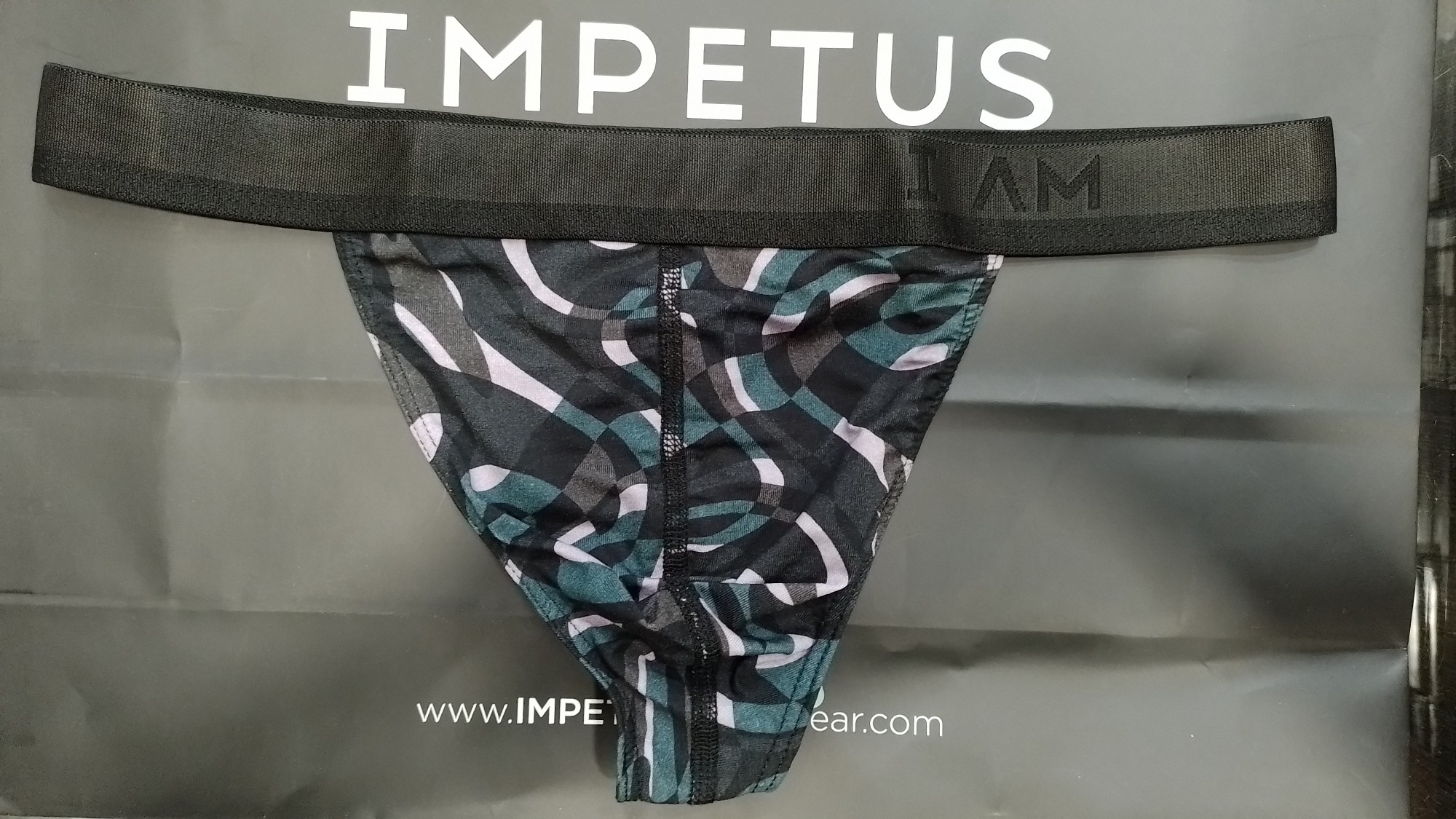 IMPETUS TANGA HOMBRE II1141L8600 ESTAMPADO/BK020 LYOCELL T.S/P