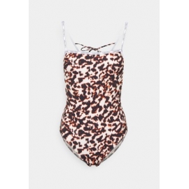 CALVIN KLEIN  BAÑADOR  S/AROS  FOAM  KWOKW01647  C.ANIMAL  T.M