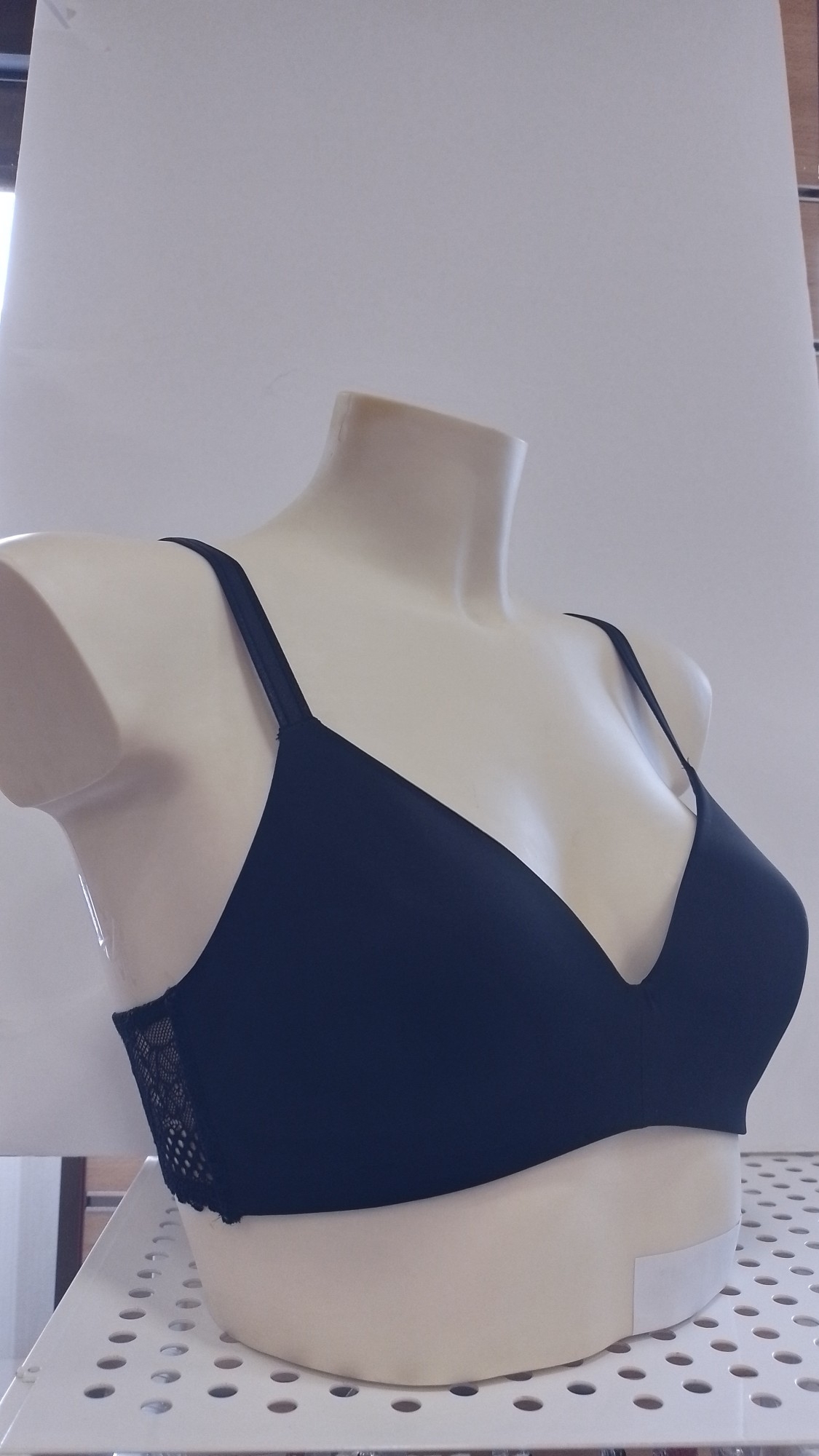 CHANTELLE  SUJETADOR   S/AROS   C/FOAM  P 40L50   C.NEGRO  T.XL