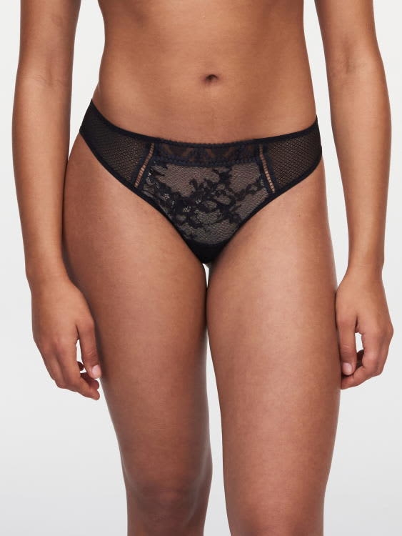 PASSIONATA  TANGA ENCAJE  P49J70  C.NEGRO T.42/M